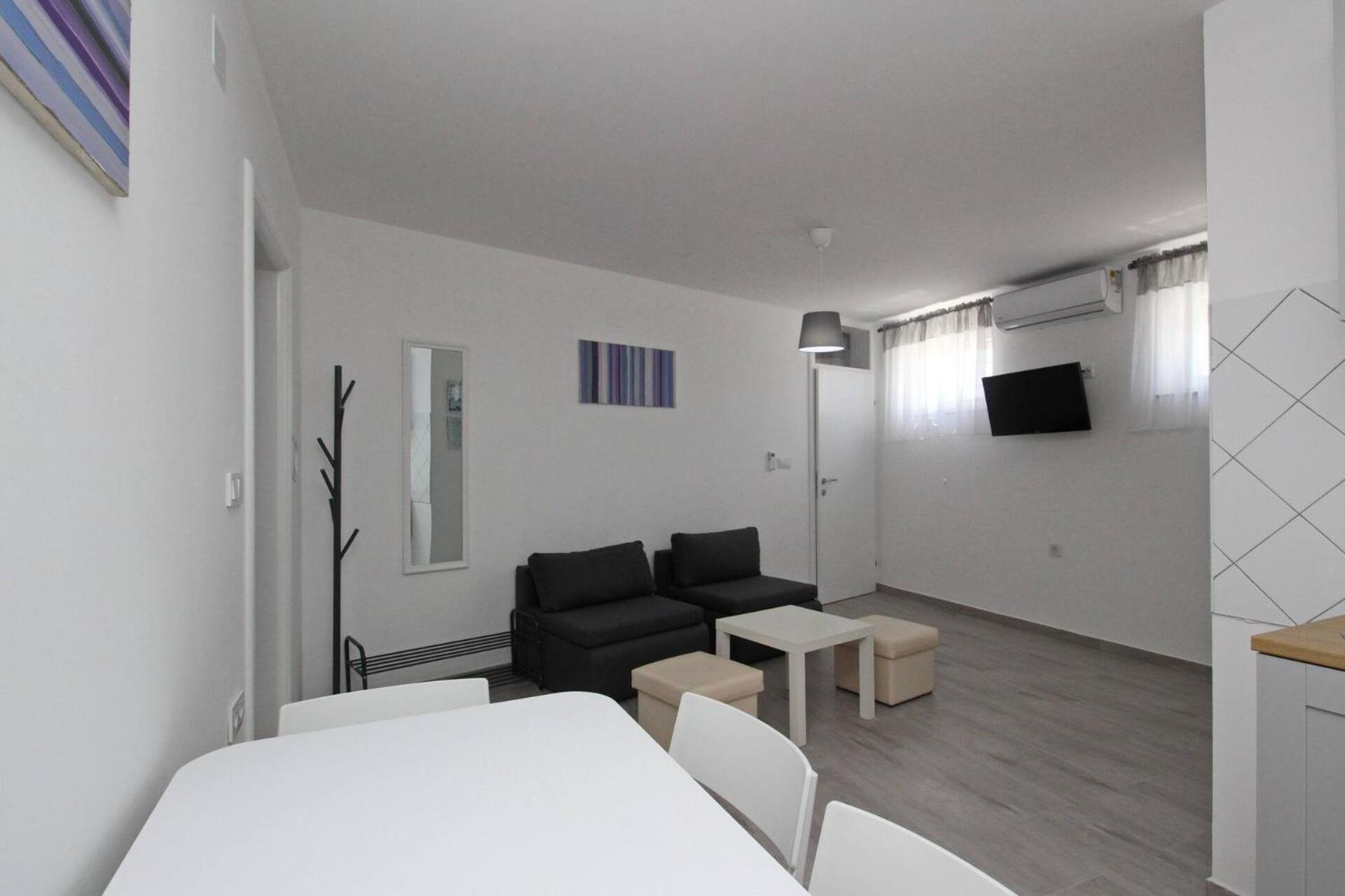 House Lavanda - Kricin, Underground Level Apartment Башка Экстерьер фото